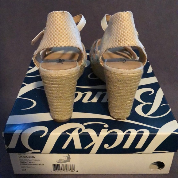 NEW LUCKY BRAND WEDGE SANDAL SIZE 8 - Picture 4 of 9